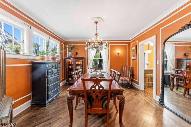 16 Coolidge Ave