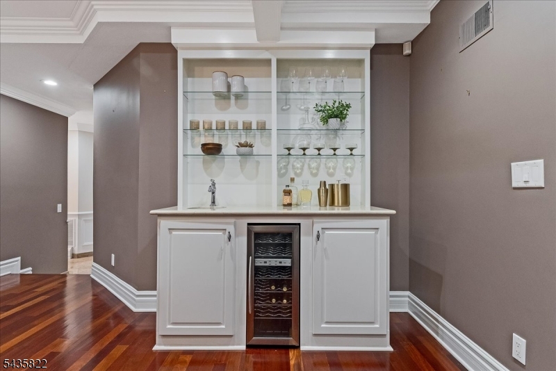 31 Forest Hills Way