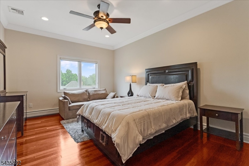 31 Forest Hills Way
