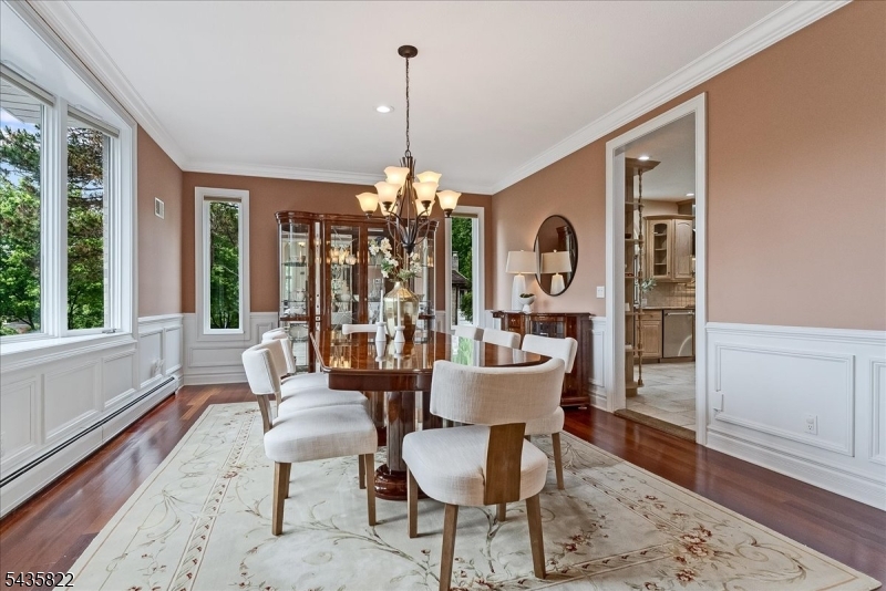 31 Forest Hills Way