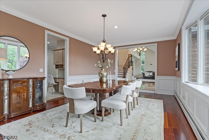 31 Forest Hills Way