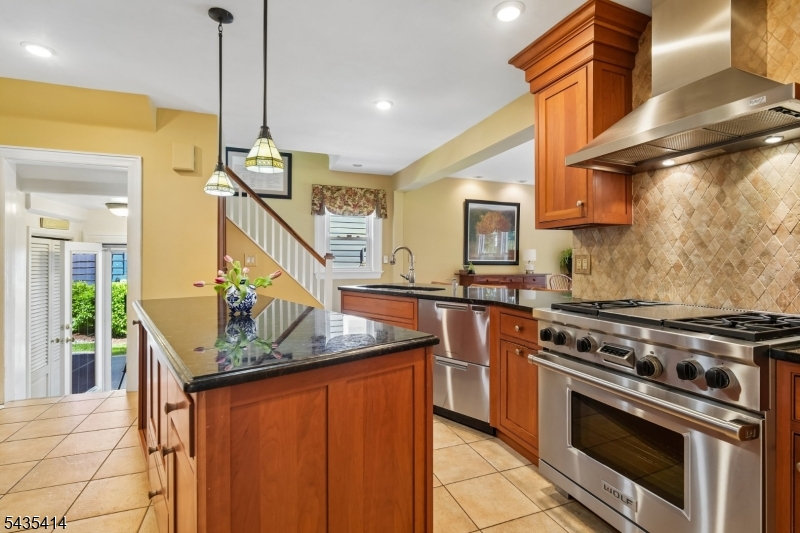 120 Buckingham Rd