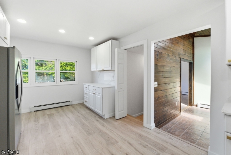 221 W End Ave