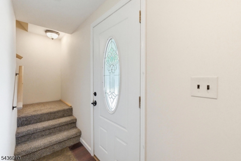 221 W End Ave