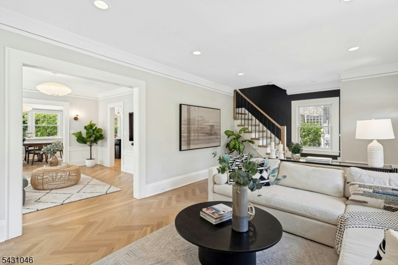 2 Columbus Ave