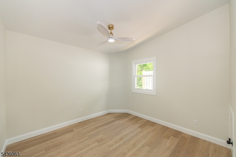 8 Shawondasee Rd