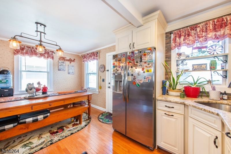 41 Frederick Ave