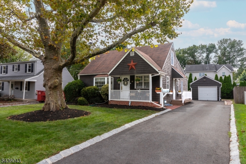 13 Sunset Dr