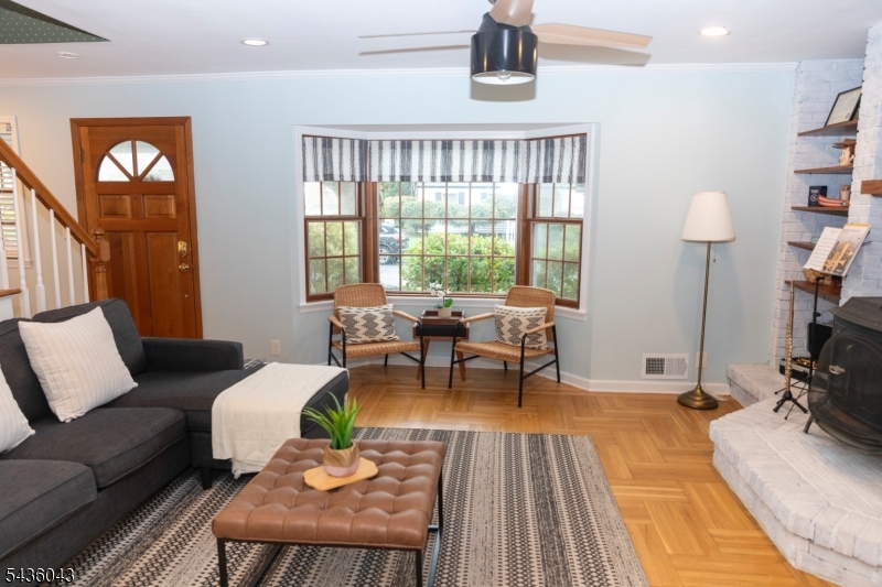 13 Sunset Dr