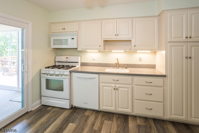 52 Saint Marys Dr