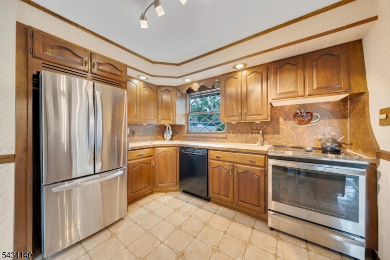 11 Kilmer Dr