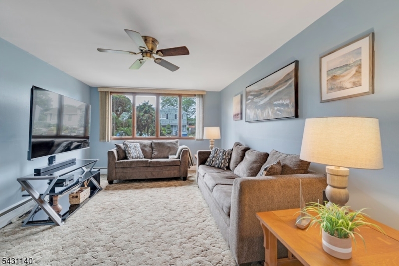 11 Kilmer Dr