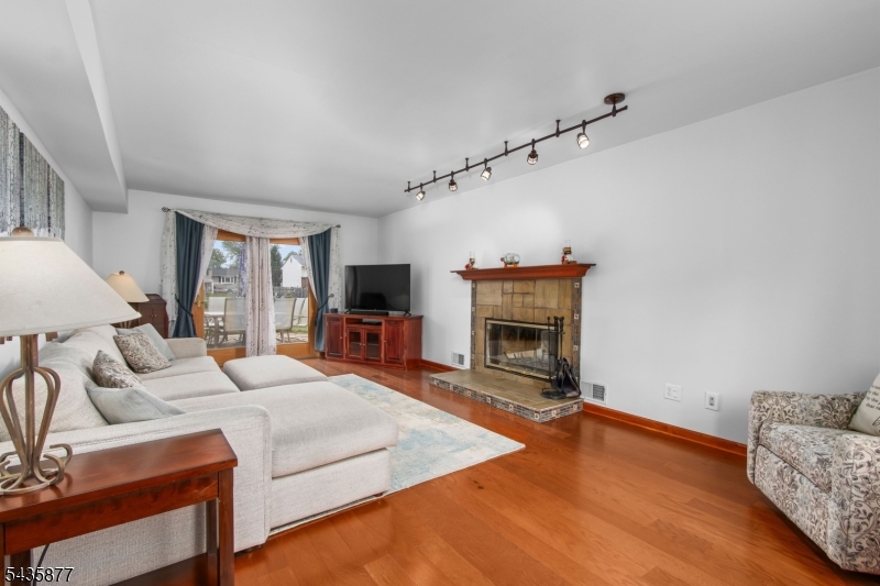 14 Allyson Rd