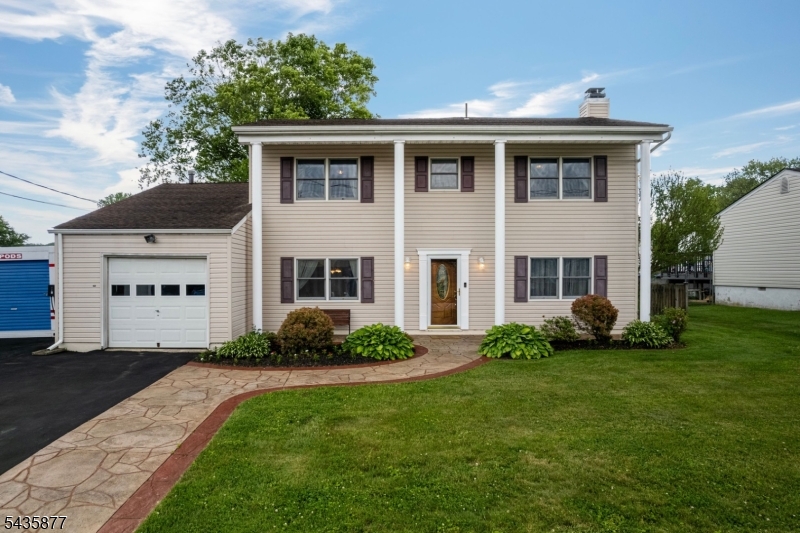 14 Allyson Rd