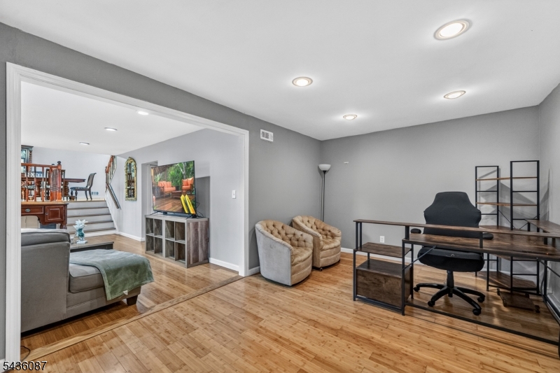 14 Stickle Ave
