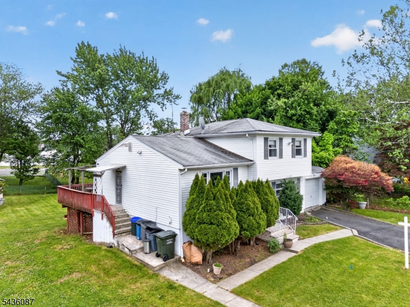 14 Stickle Ave