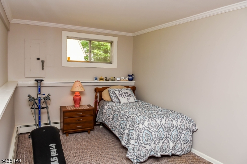 98 Gould Rd