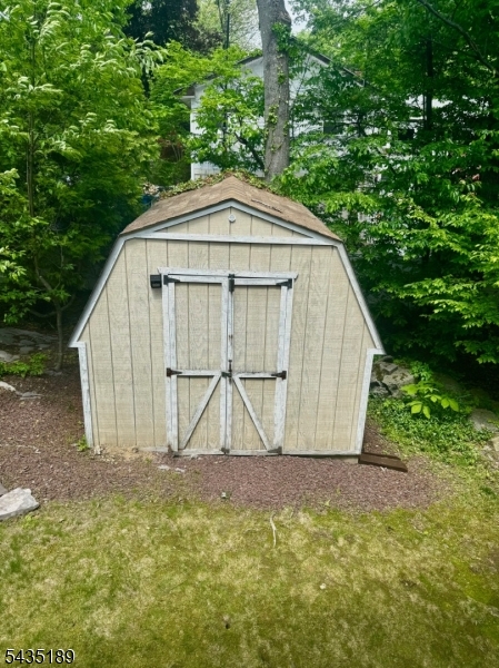 98 Gould Rd