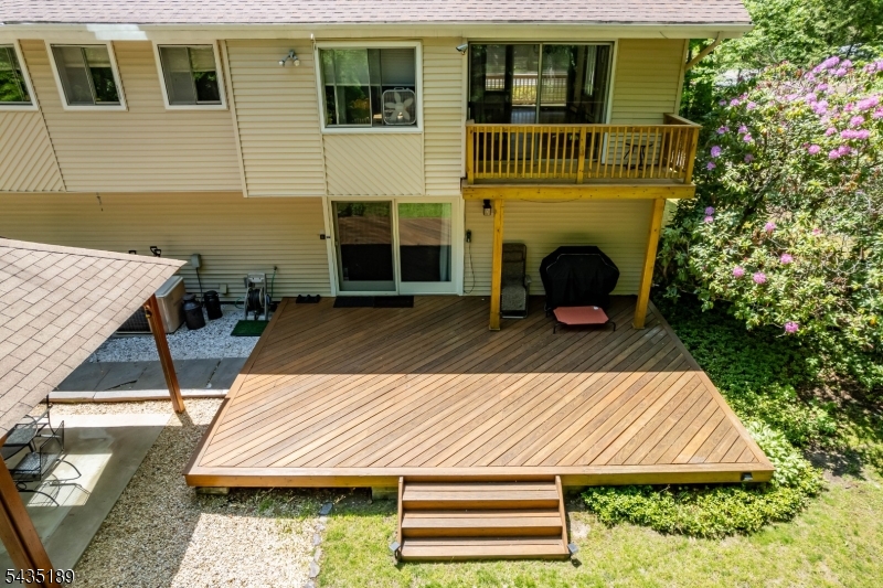 98 Gould Rd