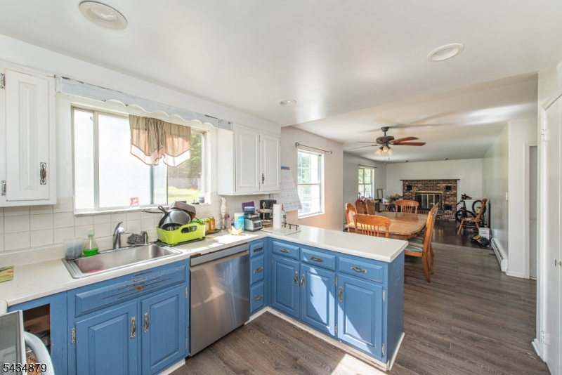 54 Stony Brook Rd