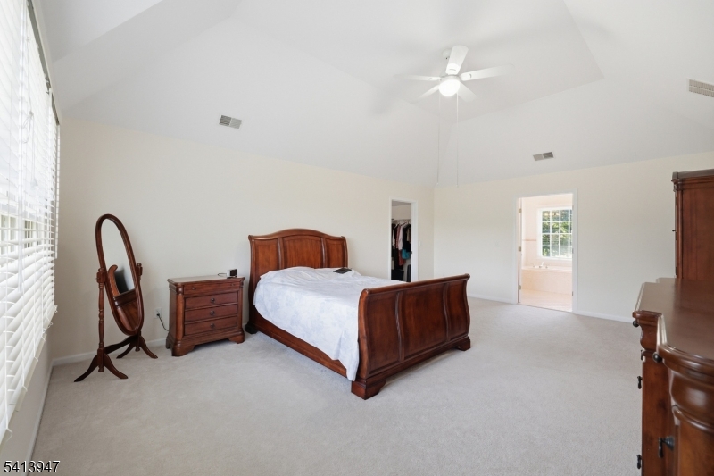 31 Phillip Dr