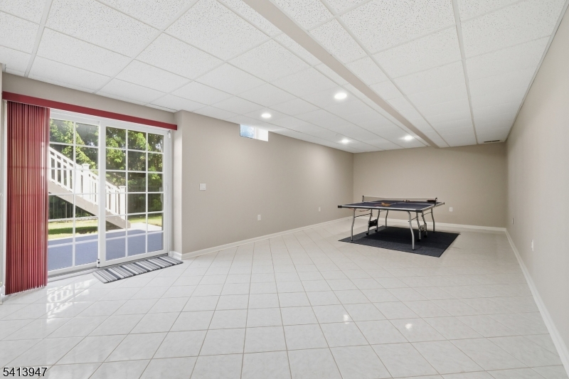 31 Phillip Dr