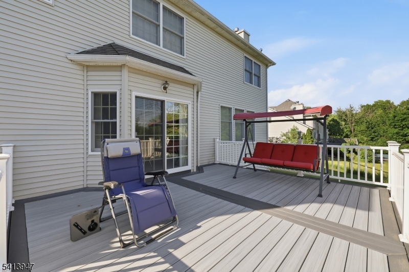 31 Phillip Dr