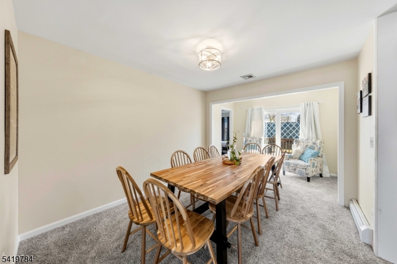 162 Rutherford Ave