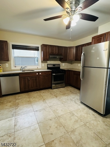 3 Woodside Ave