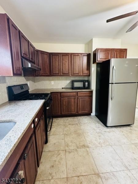 3 Woodside Ave