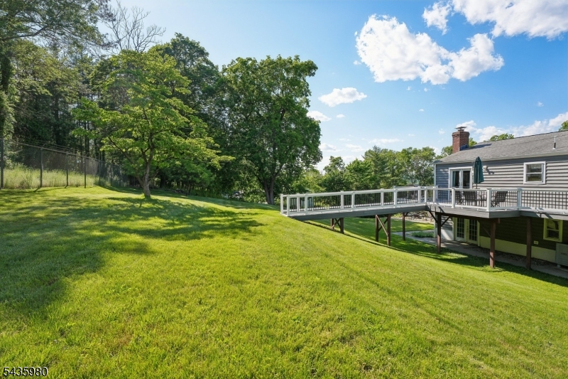 16 Old Mountain Rd