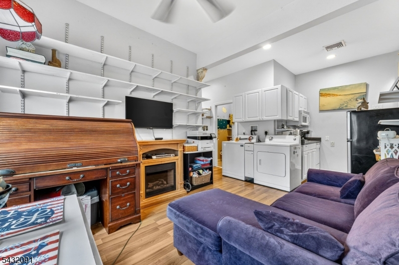 1 Wyckoff Way
