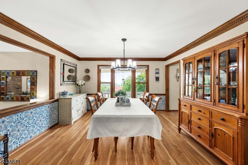 5 Jenny Jump Ct