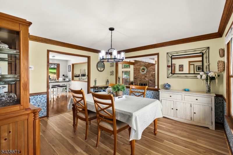 5 Jenny Jump Ct