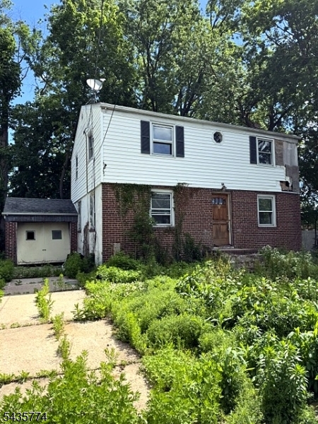 416 Alexander Ave