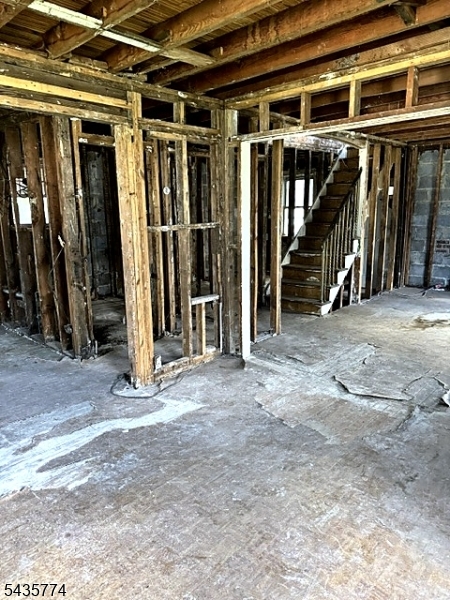 416 Alexander Ave