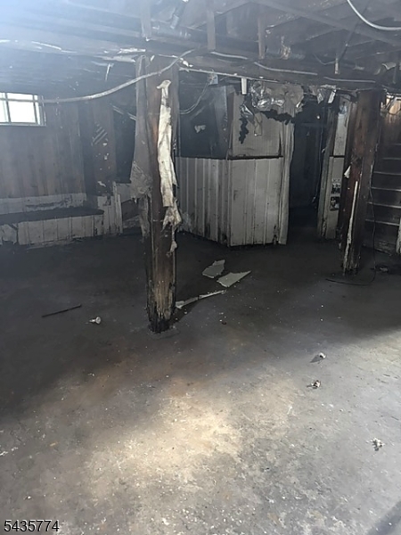 416 Alexander Ave