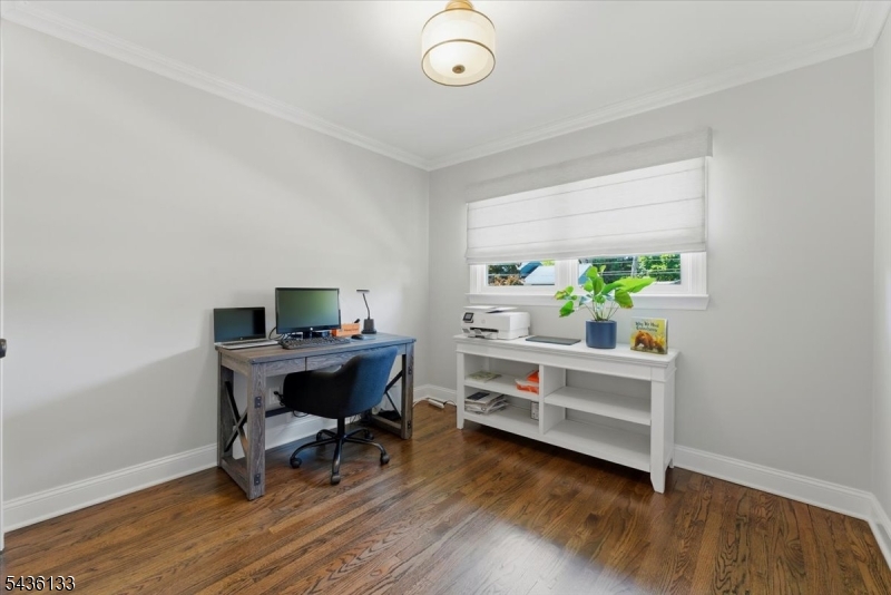 6 Davis St