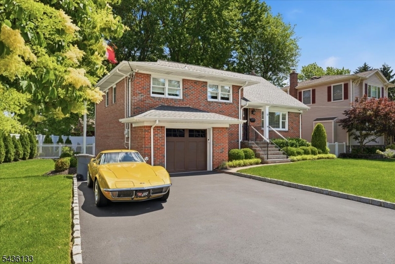 6 Davis St