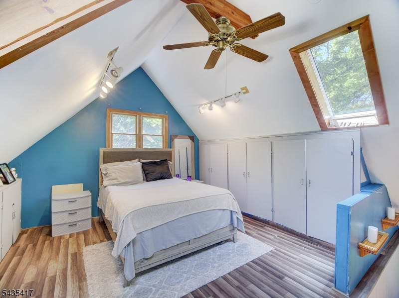 38 Orchard Dr