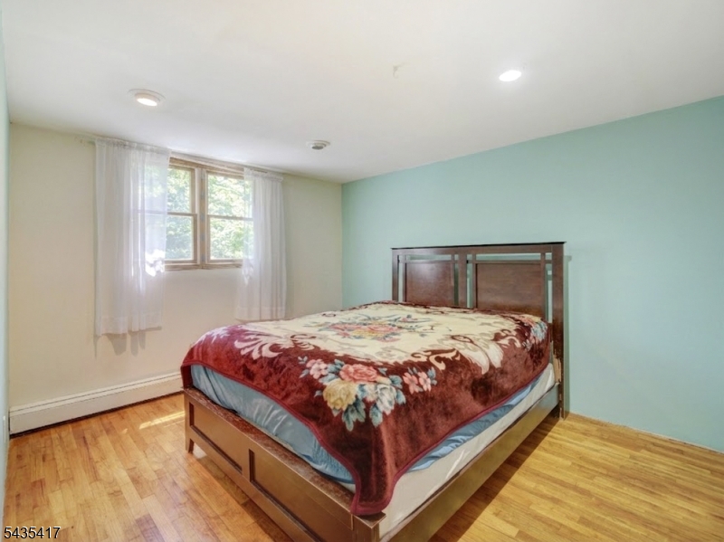38 Orchard Dr