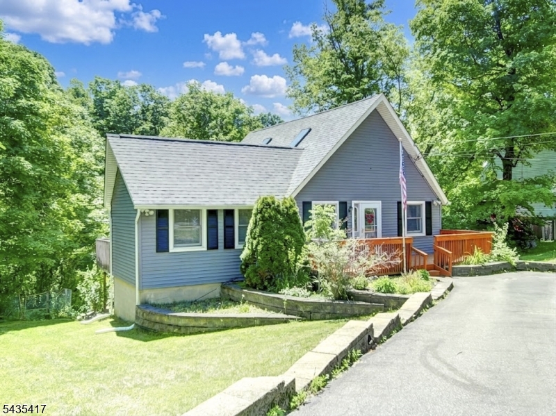 38 Orchard Dr