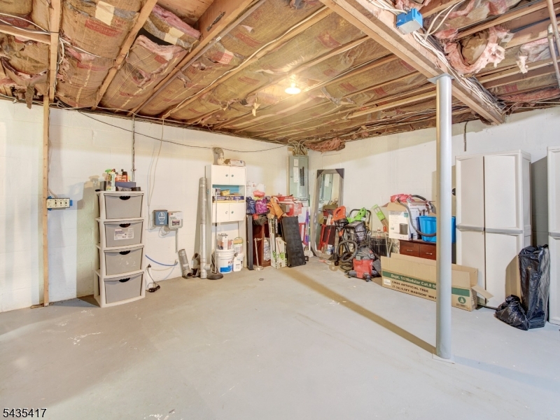 38 Orchard Dr