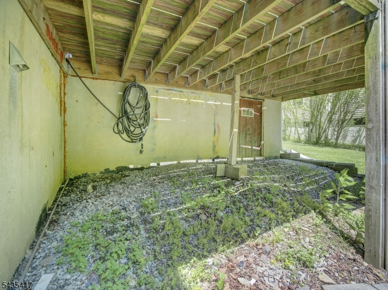 38 Orchard Dr