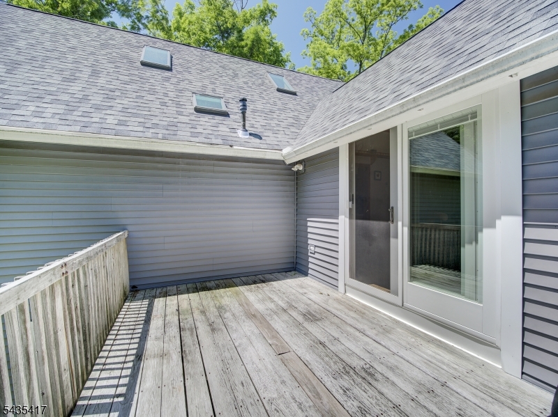 38 Orchard Dr