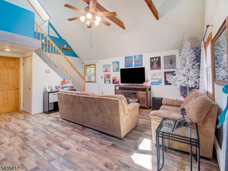 38 Orchard Dr