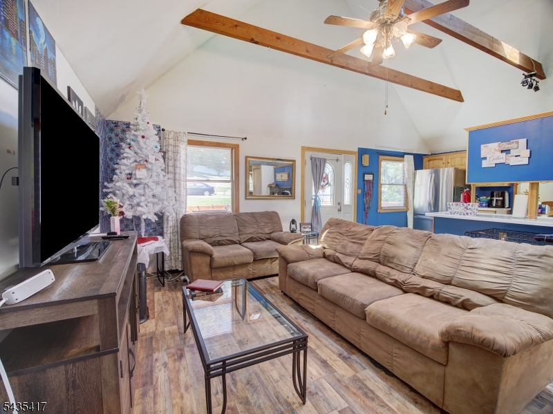 38 Orchard Dr