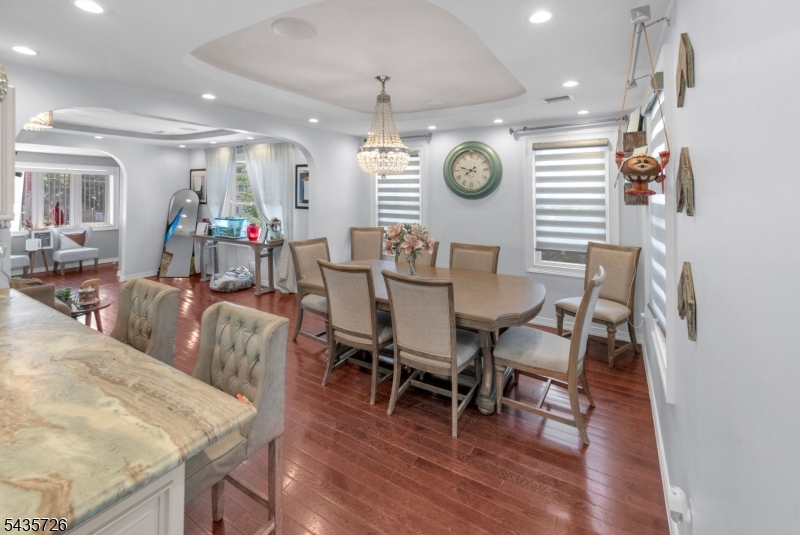 56 Ridgefield Ave