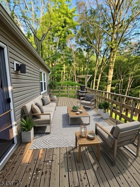 18 Northwood Dr