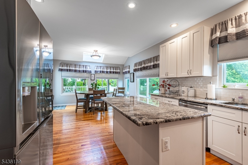 1710 Washington Valley